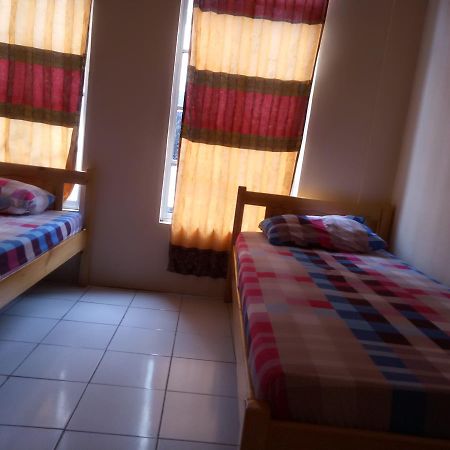 D'Kost Batam Hostel Nagoya Buitenkant foto
