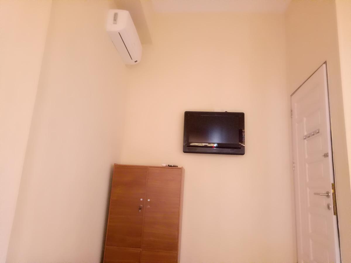 D'Kost Batam Hostel Nagoya Buitenkant foto