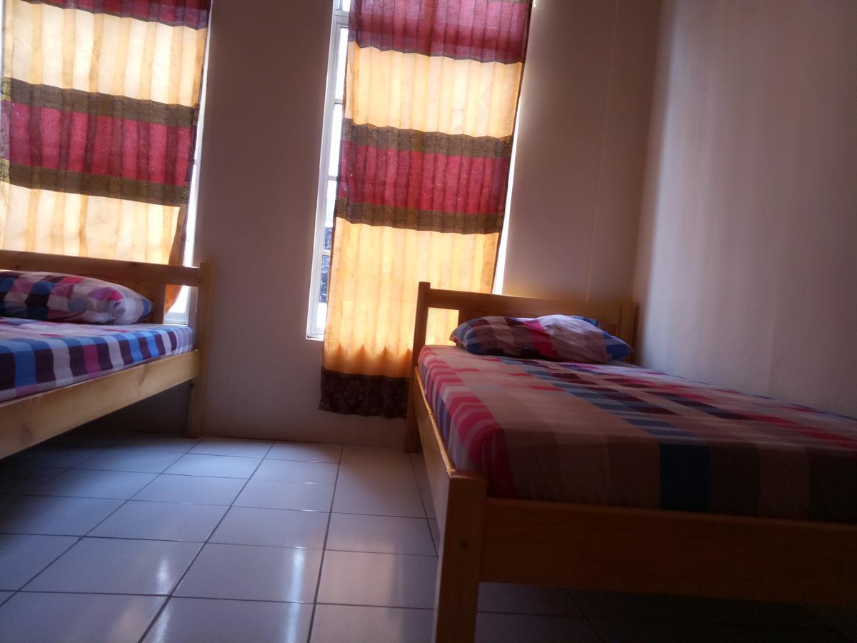 D'Kost Batam Hostel Nagoya Buitenkant foto